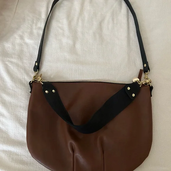 Clare V Moyen Messenger Bag - Picture 6 of 8